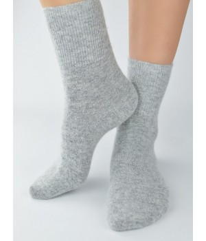Жіночі гладкі шкарпетки з ангорою Noviti SB082 36-41