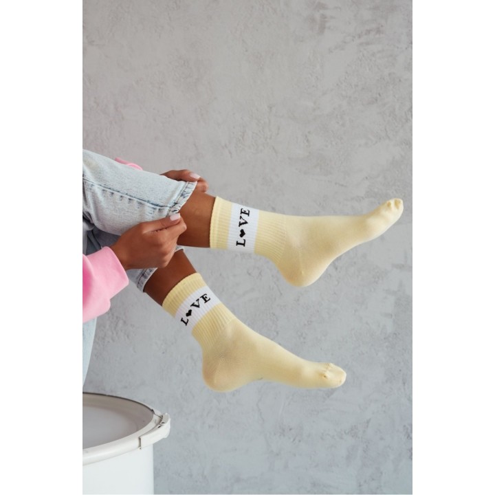Жіночі гладкі шкарпетки milena love 0200.149 37-41