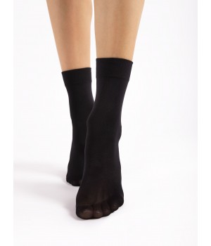 Жіночі гладкі шкарпетки класичні Fiore Ria one size