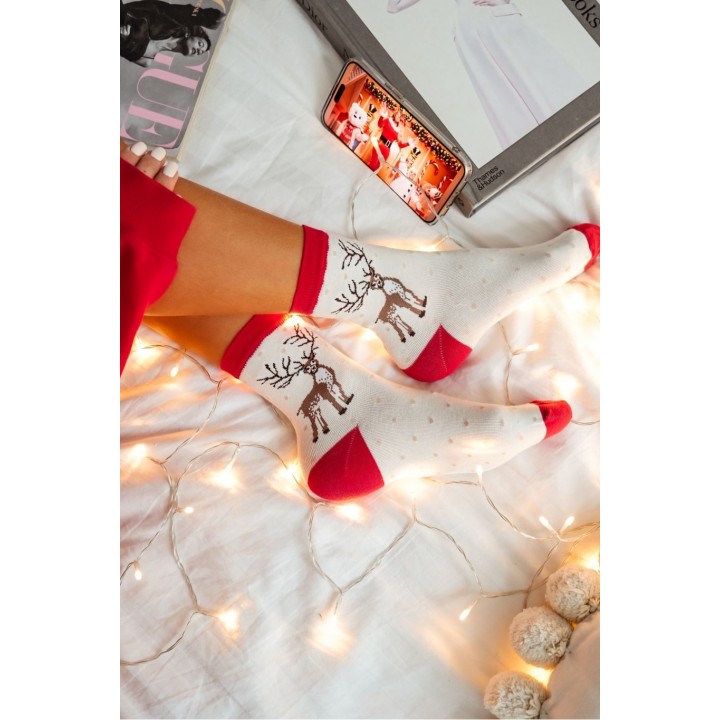 Жіночі гладкі шкарпетки новорічні Milena 1283.021 37-41