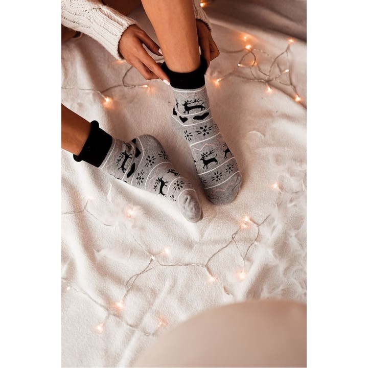 Жіночі гладкі шкарпетки новорічні махрові Milena 0118.003 37-41