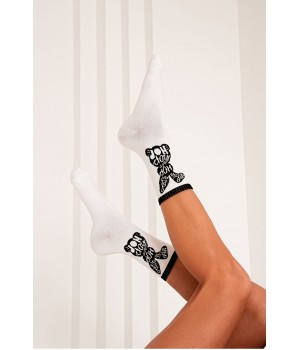 Жіночі гладкі шкарпетки milena 0200.102 37-41