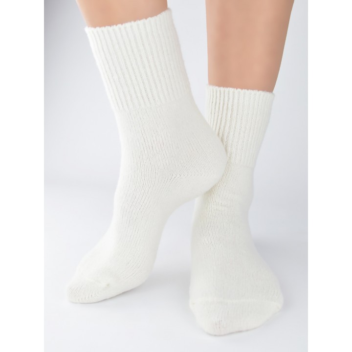 Жіночі гладкі шкарпетки із вовною Noviti SB081 36-41