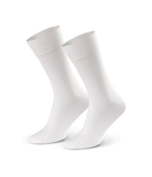 Чоловічі гладкі шкарпетки STEVEN 056, білі, 39-41