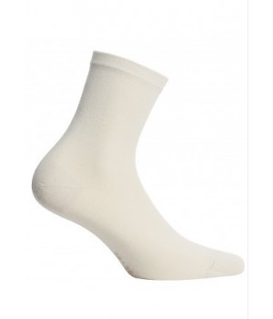 ШКАРПЕТКИ WOLA PERFECT WOMAN GL OFF WHITE 25-26