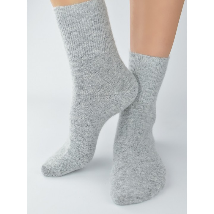 Носки NOVITI SB082-W-03 J Серые/Мелкие 36-41