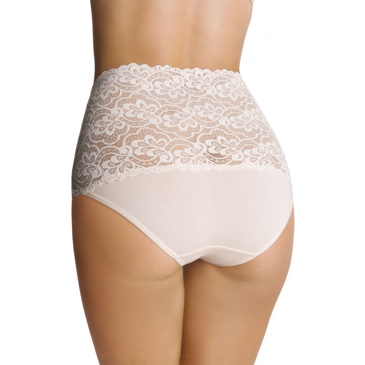 Эмили Энрика Брифс /Л