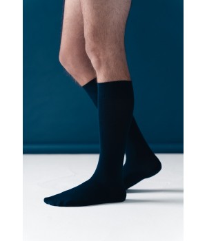 Чоловічі шкарпетки до коліна STEVEN 027 темно-сині 41-43