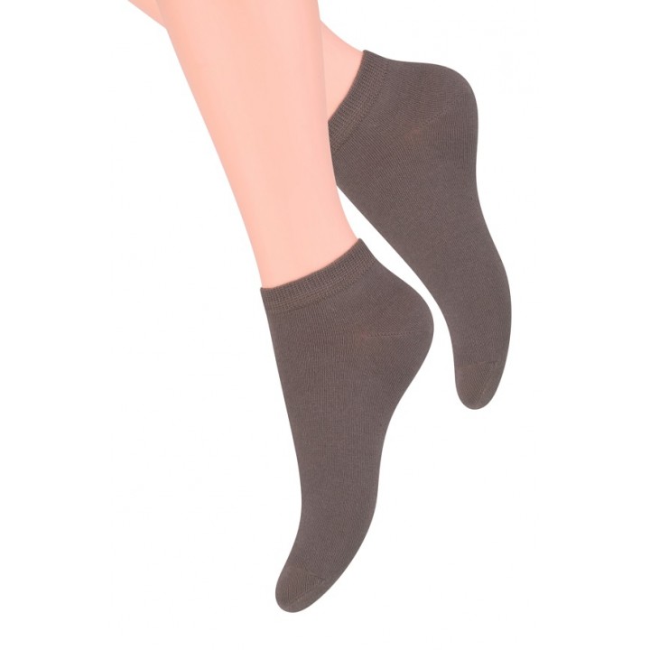 ШКАРПЕТКИ STEVEN 052 GL 38-40 темно-бежевого кольору
