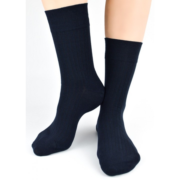 Носки NOVITI SB177-M-05 в полоску, графитовые, размеры 43-46